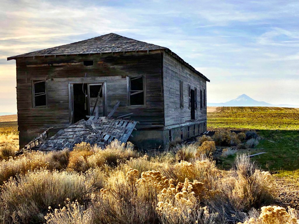 GRAVEL Community Spotlight Dufur Cycle Oregon