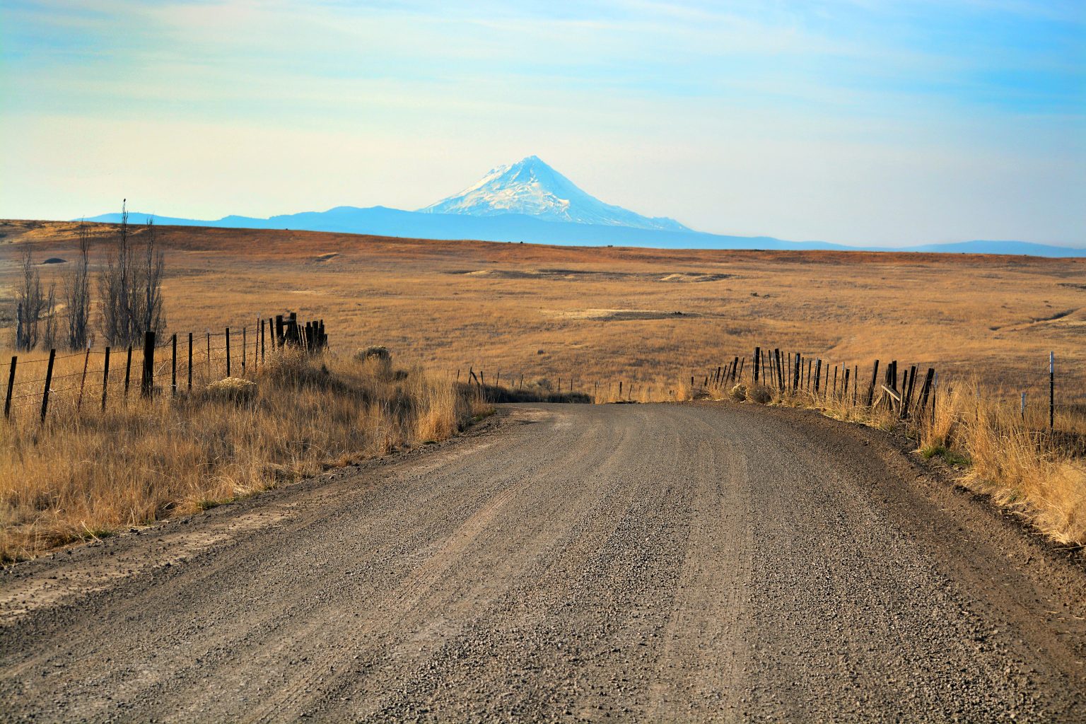 Tygh Valley Rally Photos From the Road (And Gravel) Cycle Oregon